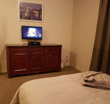 Cozy Little Studio #16 By Amazing Property Rentals Gatineau Dış mekan fotoğraf